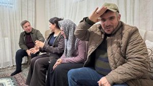 Çilem Sağlam: Aileye Annelik ve Babalık Veren Engeliler İçin Umut Dolu Bir Yaşam Örneği