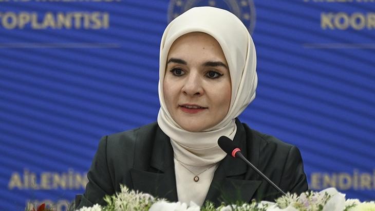 Dijital Dünyada Ebeveyn Rol Modellemesi ve Güvenli Çocuk İnşa Stratejileri