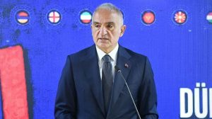 Dünya Dillerinde Türkçe: Ana Dilin Kültürel Hafızadaki İzleri ve Kültürel Diplomasi Perspektifi