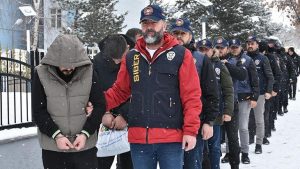 Erzurum’da Sahte Kiralama Siteleriyle Dolandırıcılık Operasyonu: 68 Şüpheli Yakalandı