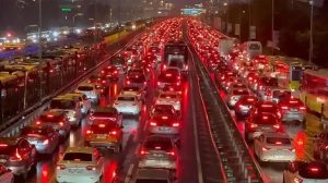 İstanbul’da Akşam Saatlerinde Trafik Yoğunluğu Yüzde 83’e Ulaştı: Avrupa ve Anadolu Yakası Ayrıntılı İnceleme