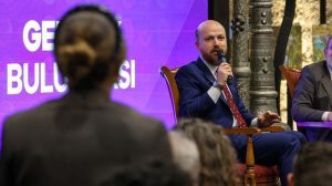 Meram Belediyesinin Gençlik Buluşması: Erdoğan Gençlerle Doğrudan İçten Diyalog