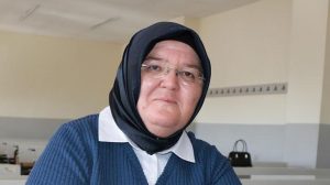 41 Yıl Sonra Gelen Üniversite Heyecanı: İlkokul Mezunu Hanife Karasungur’ün İlham Veren Yolculuğu