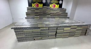 Adana’da Kaçak Sigara Operasyonu: 50 Binin Paket Gümrük Kaçağı Ele Geçirildi