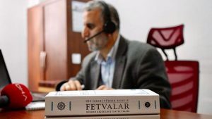 Alo Fetva Hattı Ramazan Ayında Halkın Sorularına Hızlı Yanıtlar Veriyor