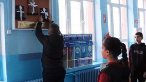 Barbaros: Zimem Geleneğini Yaşatan Öğrenci ve Öğretmenlerden Toplumsal Dayanışma