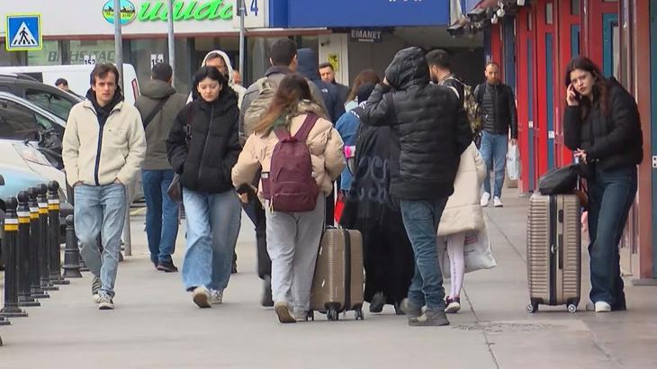 Bayram Yolculukları İçin Bayrampaşa Otogarı’nda Yoğunluk ve Fiyatlar