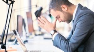 Beyaz ve Mavi Yakalılarda Bağımlılık Riskini Taşıyan Modern Stres Sarmalı