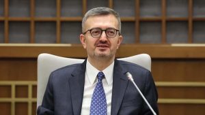 Demokratik Siyasette Denge ve Sorumluluk: Duran’ın Değerlendirmesi