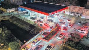 Enerji Piyasasında Dalgalı Günler: Petrol Fiyatları, Jeopolitik Gelişmeler ve Turizm Üzerindeki Etkiler