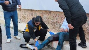 Kaleiçi’nde Yaşanan Silahlı Olay: Şüpheli Kaçtı, Güvenlik Güçleri Aramaya Devam Ediyor