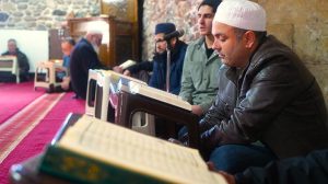 Muş Ulu Camii’nde Ramazan Mukabele Geleneği: Nesilden Nesile Devam Eden İnanç ve Cemaat Birliği
