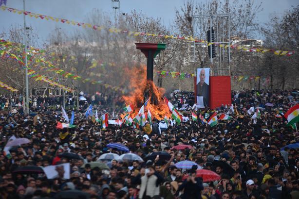 Nevruz Parkı Güvenlik Önlemleri ve Kürt Demokrasi Vurgusu – Diyarbakır Etkinliği