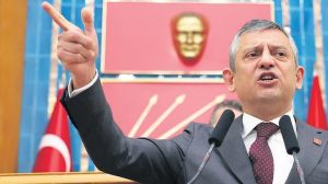 Özel’den İç Cephe ve Uluslararası Politikaya Dair Sert Eleştiriler