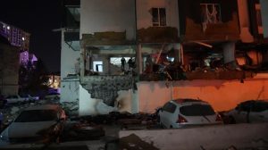 Selçuk Mahallesi’nde Yaşanan Doğal Gaz Patlaması: Yaşam Kurtaran Müdahaleler ve Bölgesel Güvenlik Tedbirleri