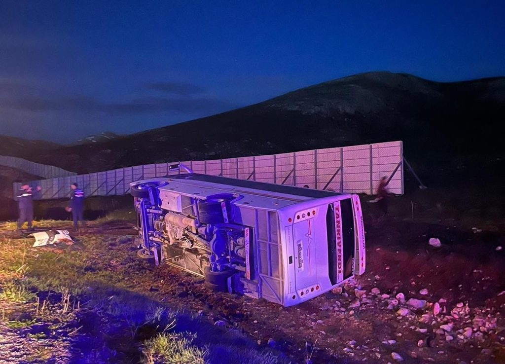 Malatya-Kayseri yolunda kaza sonrası olaylar ve güvenlik adımları