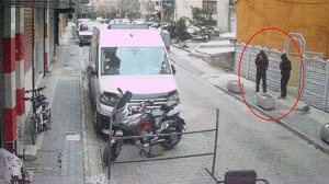 Afyonkarahisar’da Dolandırıcılık Olayı: Polis Yalanıyla Altın ve Para Ele Geçirildi