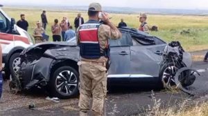 Çınar’da Nişan Sonrası Kaza: 3 Yaralıdan 2’si Hayatını Kaybetti