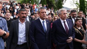 Ferdi Zeyrek İçin Mevlit ve Anma Programı: Emanetlere Sahip Çıkma Vurgusu