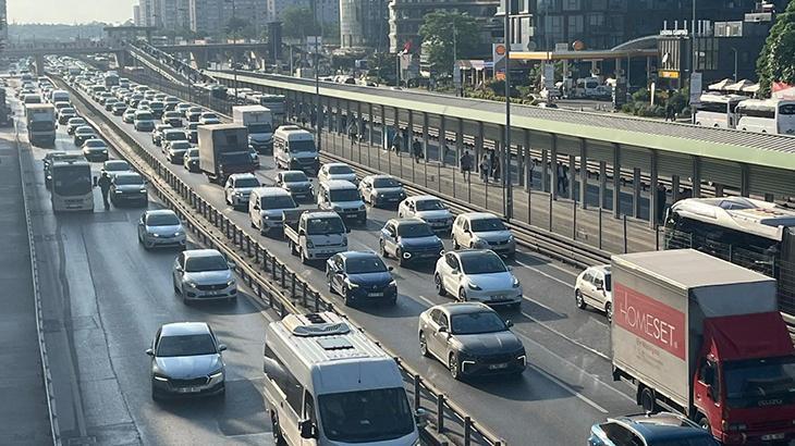 İstanbul Trafik Gelişmeleri: Yoğunluk Düzeyi ve Şehrin Dar Boğazında Durumları