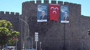 Dağkapı Surlarında Kardeşlik Mesajları ve Şehirden Gelen Görüşler