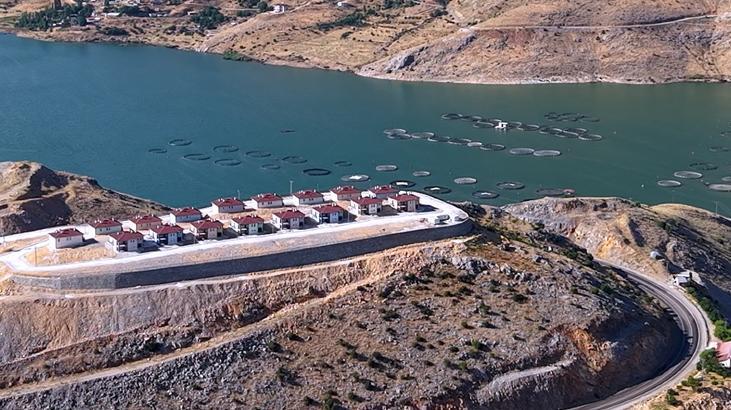 Gölbağ Köyünde Yeni Evler: Depremzedelerin Güvencesi ve İmkanları