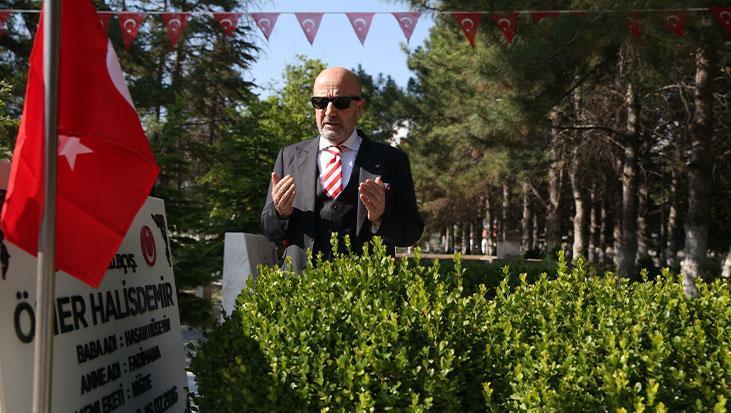 Milli Birlik İçin Şehadet Şükrü: Ömer Halisdemir ve Darbe Girişiminin 10. Yılı