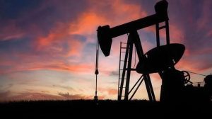 Petrol Fiyatları ve Jeopolitik Gelişmeler: Piyasalarda Düşüş Eğilimi