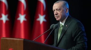 Selalar ve Camilerde Tekrar Okunan Milli Birlik Seli: Erdoğan’ın Mesajı ve Gecenin Anlamı