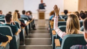 Yükseköğretim Kanunu ve Bağlı Düzenlemelerde Disiplin ve Sözleşmeli Öğretim Üyeliği Açıklamaları