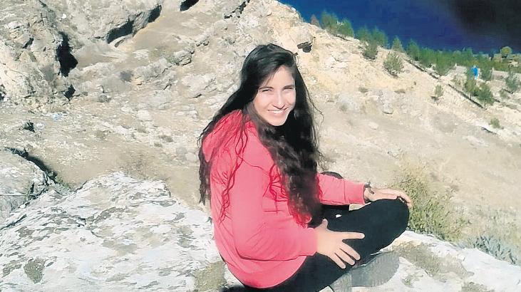 Kahraman’ın Aileyle İlişkisi ve Gözlemlerine Dair Anlatı