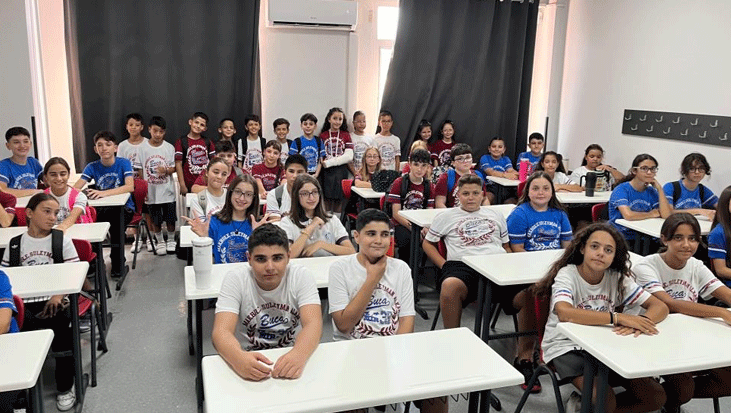 Makbule Süleyman Alkan Ortaokulu’nda İkizler Adeta Birlikte Yükseliyor