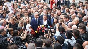 Milletin İsmiyle Yolumuza Devam: Yeni Parti Açıklaması ve Çarşı Ziyaretleri