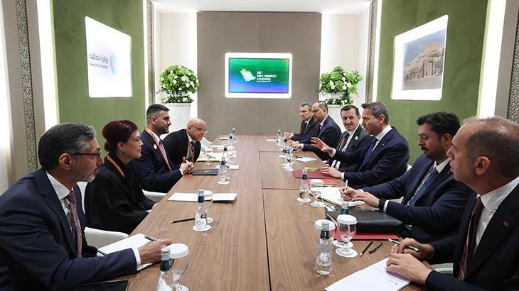 Bakan Bayraktar’ın WPC Enerji Kongresi’ndeki Görüşmeleri ve Bölgesel İş Birliği Geliştirme Vizyonu