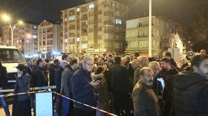 Cansever Apartmanı: Kolon ve Kiriş Sesleri Üzerine Tahliye Süreci