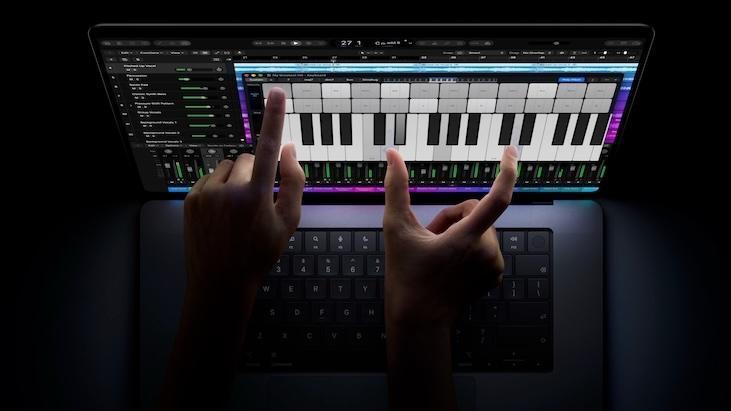 Dokunmatik Özellikli MacBook Pro: OLED ve Dinamik Ada ile Yeni Bir Deneyim
