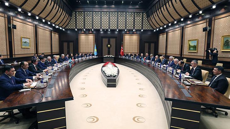 Erdoğan ve Tokayev’in Görüşmeleri: Heyetler Arası Toplantıya Devam