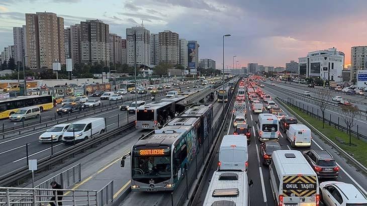 İstanbul Trafik Güncellemesi: Yoğunluk ve Akışın Güncel Durumu
