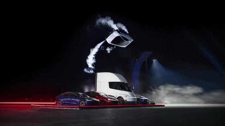 Tesla Roadster 2028: Üç Konfigürasyon ve Yerçekimini Aşan Performans Deneyleri